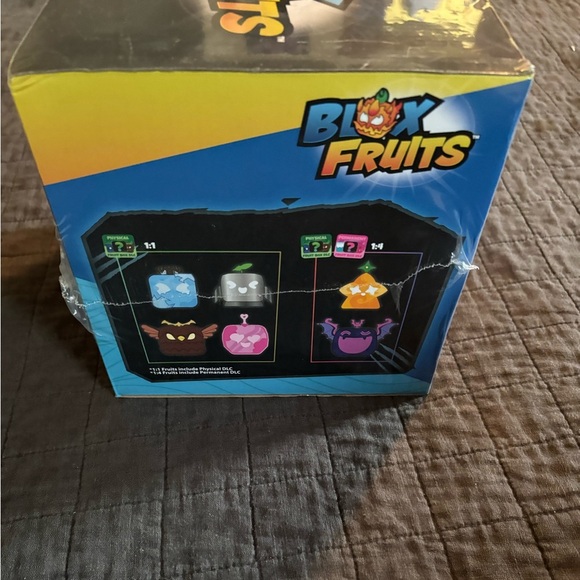 Blox‎ Fruits 8” Deluxe Mystery Plush Series 1 - Picture 2 of 2
